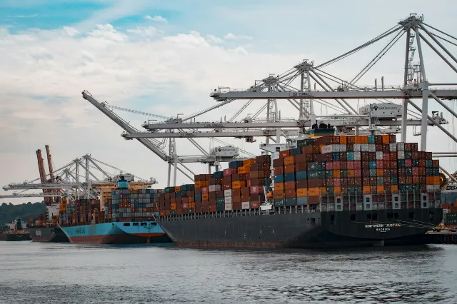 Inversión millonaria para transformar el puerto de Rosario y consolidar el polo agroexportador